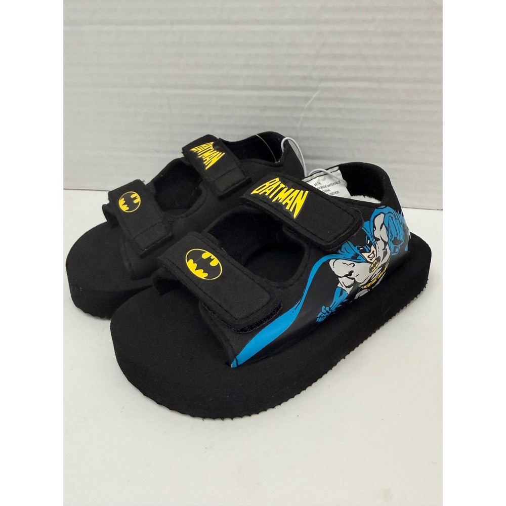 DC Comics Batman Toddler Sandals Black Yellow Blue Size 7/8 Hook and Loop Straps